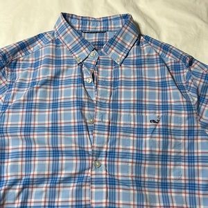 Men’s Vineyard Vines On-The-Go Button Down Shirt